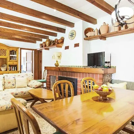 Villa Llarg *